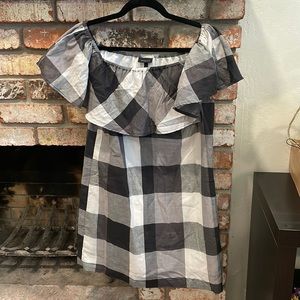 WHO WHAT WEAR ruffle off the shoulder black, grey gingham dress. size Small